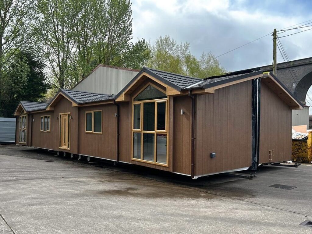 65x22ft Custom Canexel Lodge Home